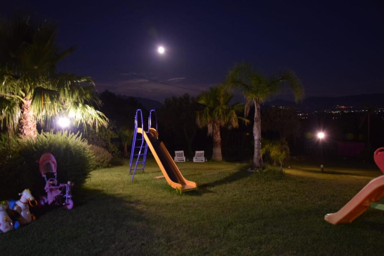 B&B Villa Molinari Restaurant E Baby Park Campagna Exterior foto