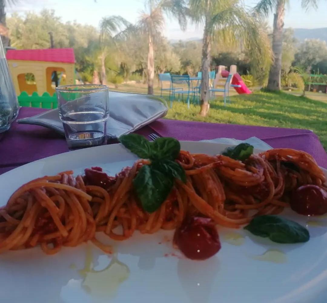 B&B Villa Molinari Restaurant E Baby Park Campagna Exterior foto