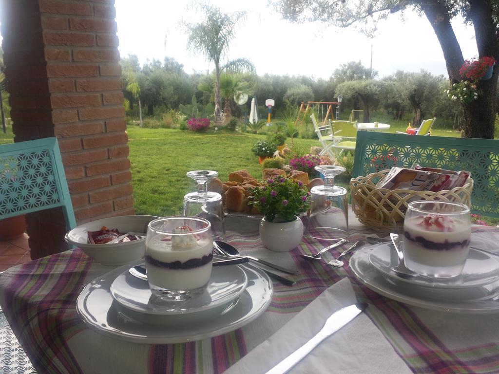 B&B Villa Molinari Restaurant E Baby Park Campagna Exterior foto